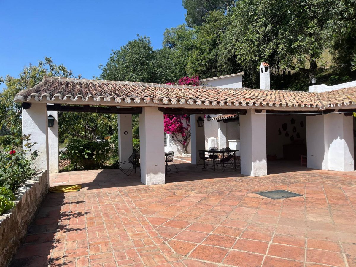 Commercial Property, For Sale