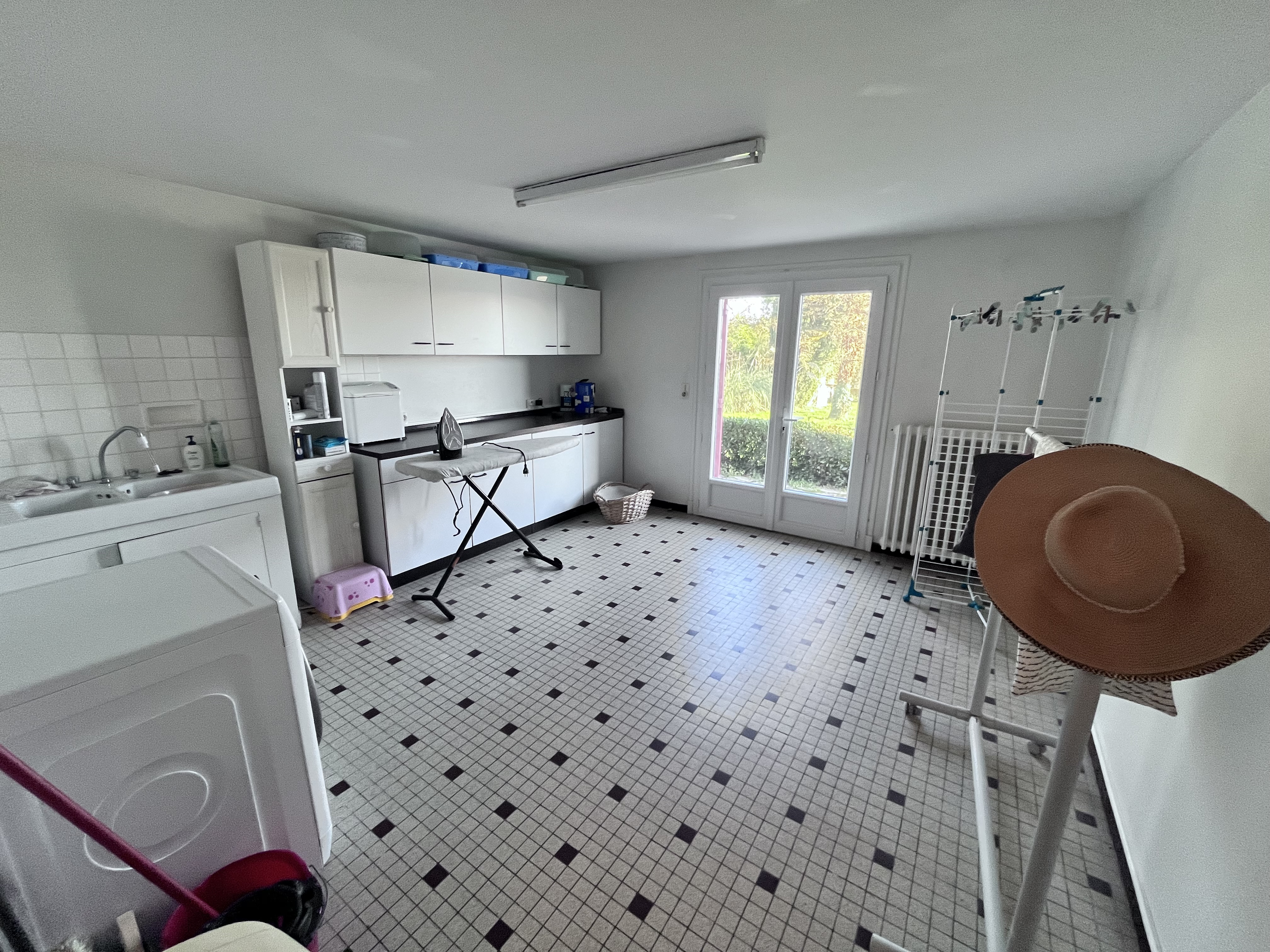 6 Bed, 2 Bath, HouseFor Sale, Eymet, Dordogne, Aquitaine, 24500