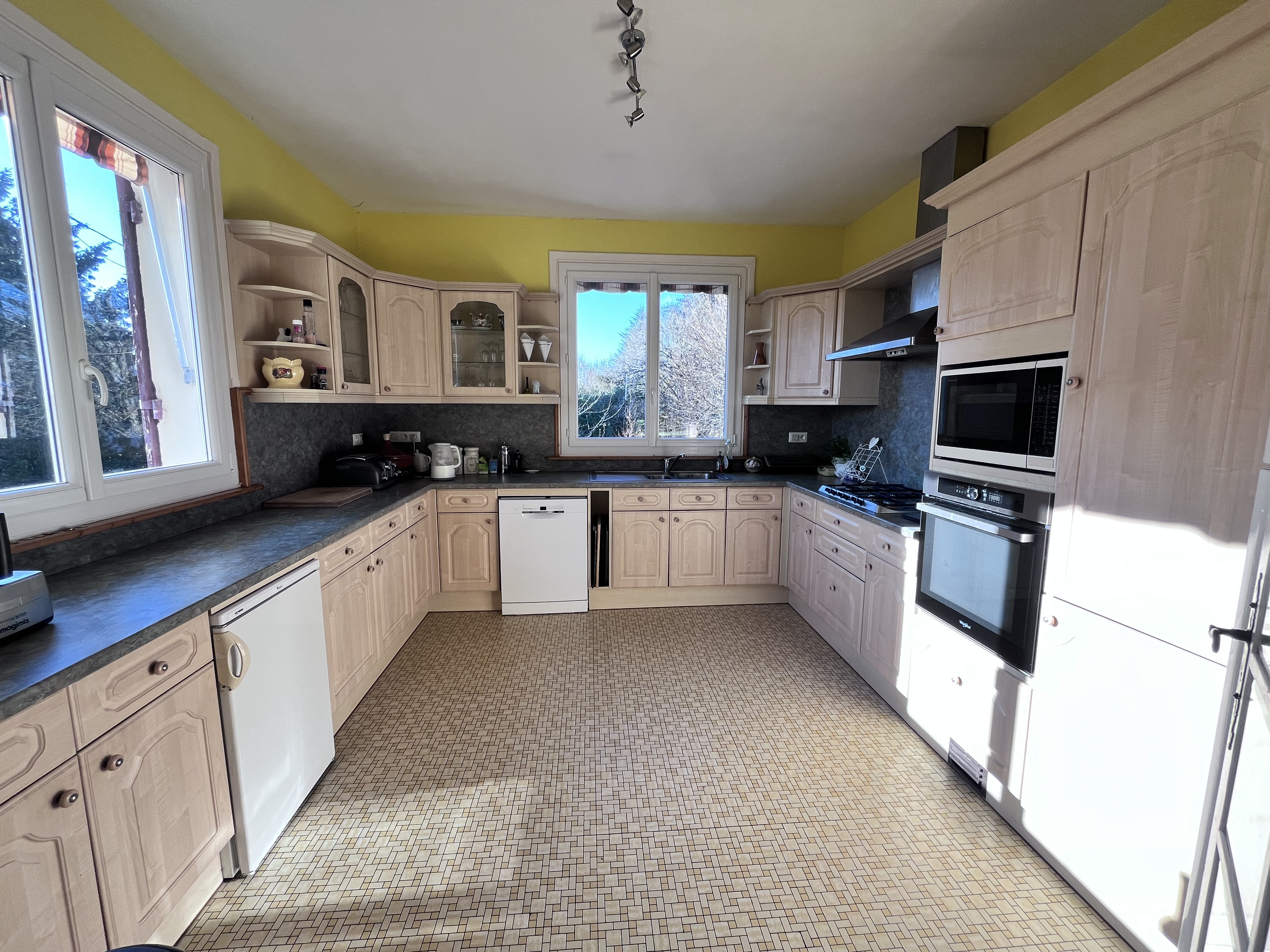 6 Bed, 2 Bath, HouseFor Sale, Eymet, Dordogne, Aquitaine, 24500