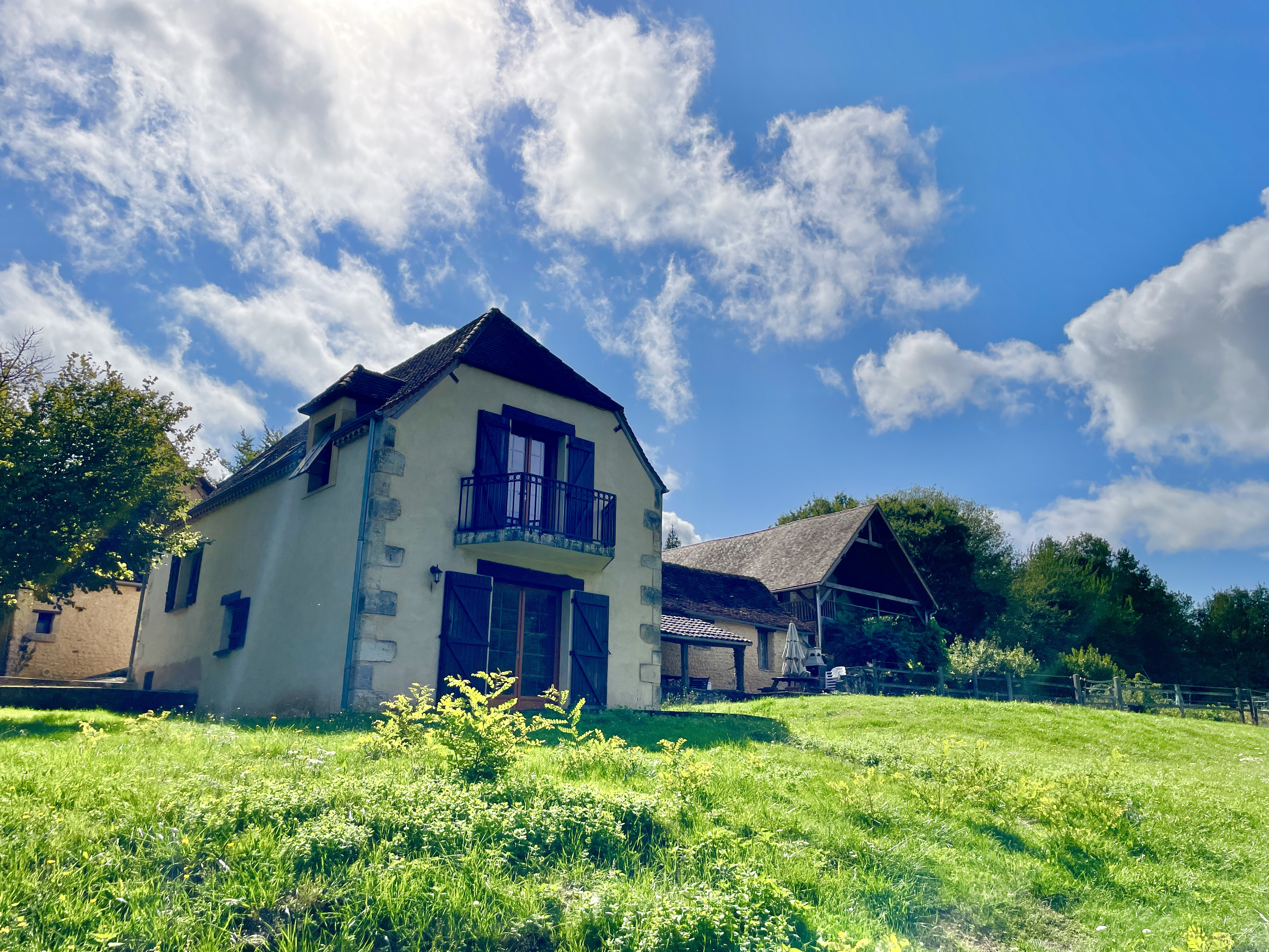 9 Bed, 2 Bath, HouseFor Sale, Rouffignac st cernin de r, Dordogne, Aquitaine, 24580