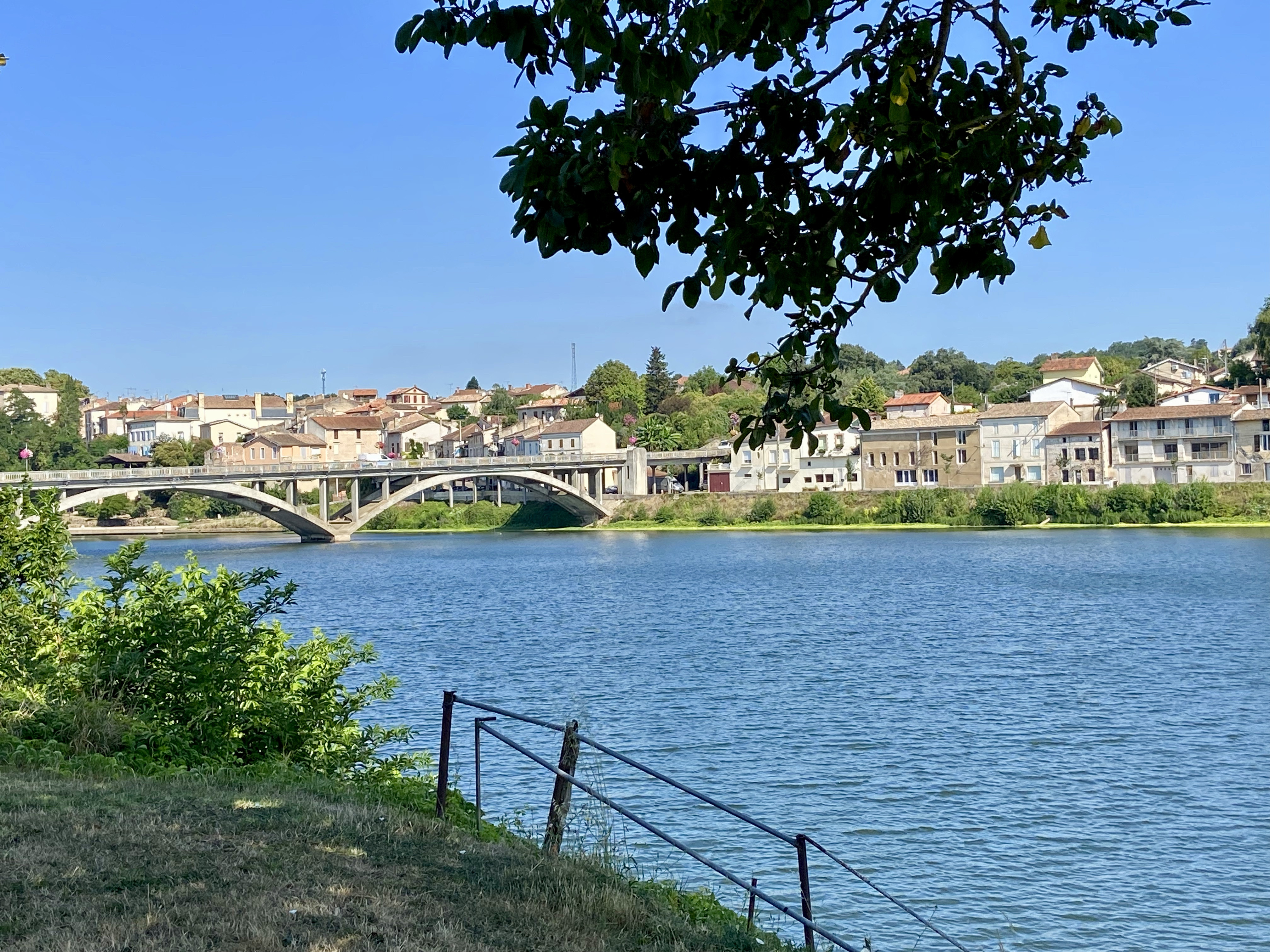 2 Bed, HouseFor Sale, Clairac, Lot-et-Garonne, Aquitaine, 47320