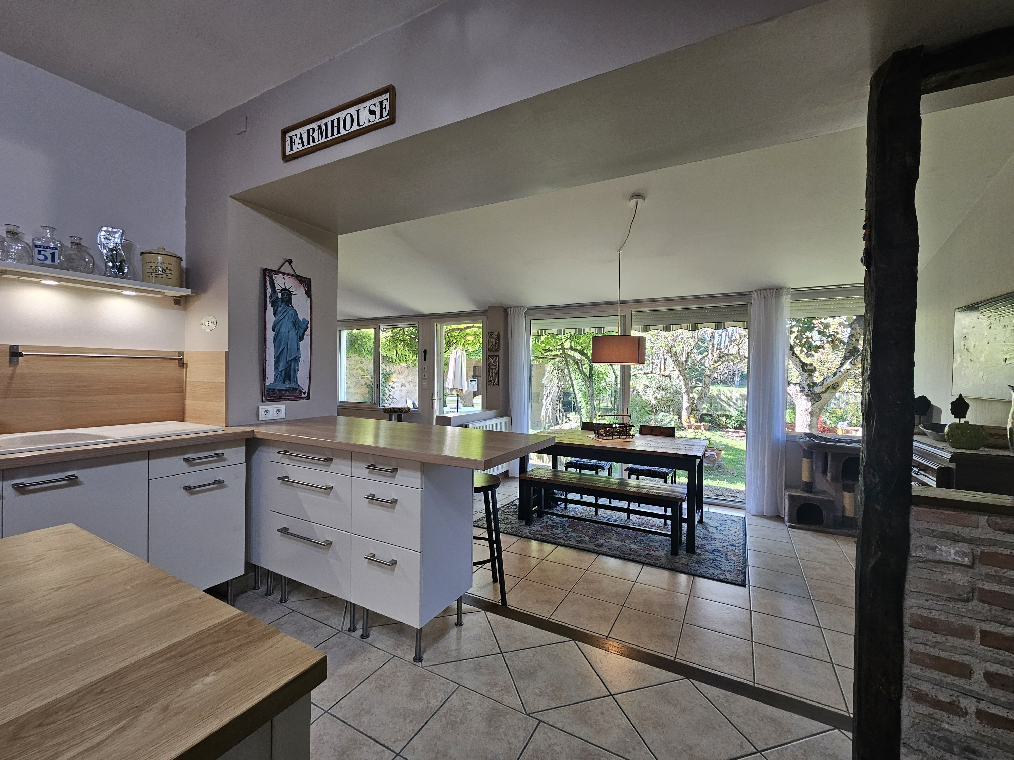 4 Bed, HouseFor Sale, Lauzun, Lot-et-Garonne, Aquitaine, 47410