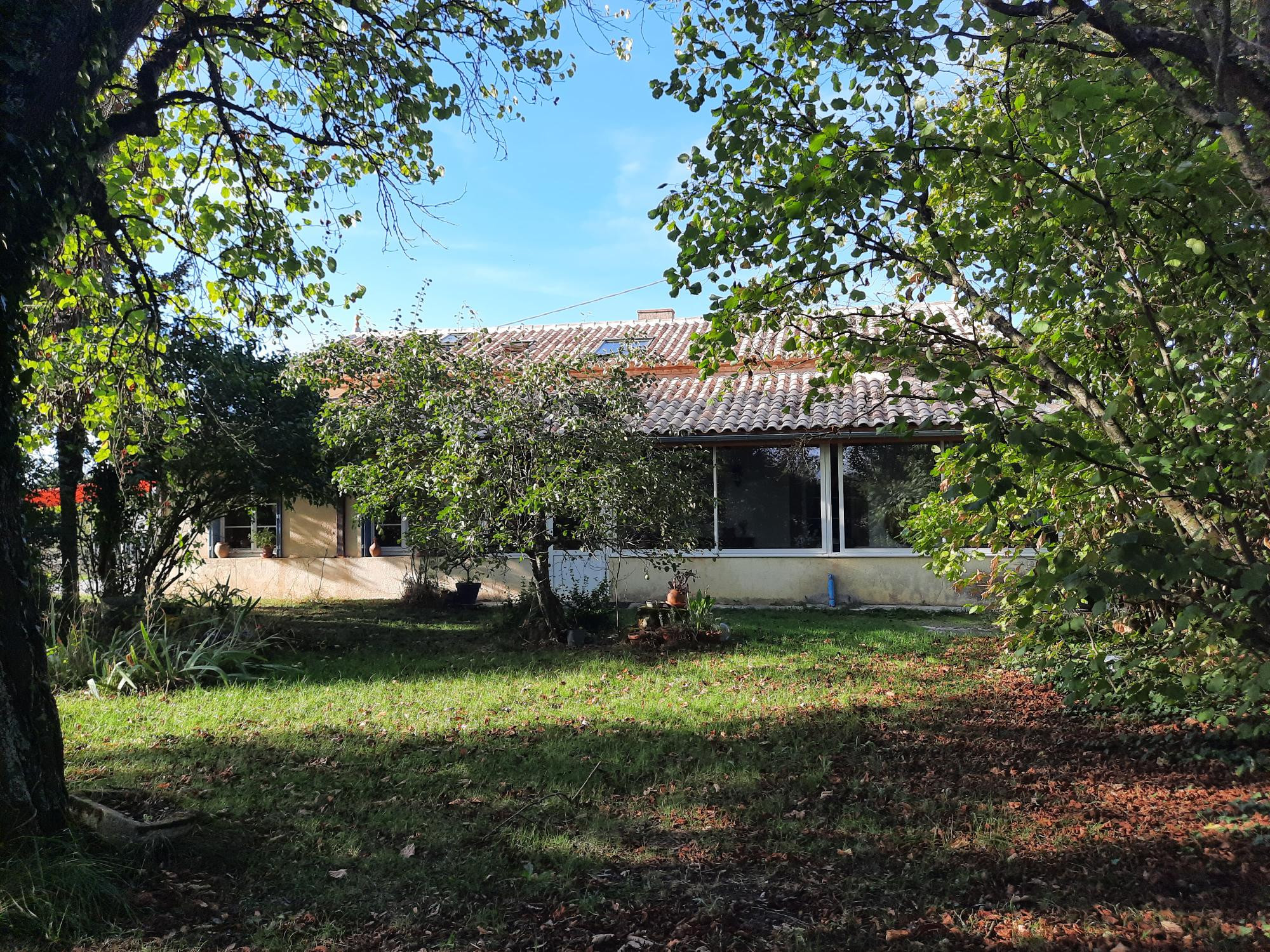4 Bed, 2 Bath, HouseFor Sale, Saint-colomb-de-lauzun, Lot-et-Garonne, Aquitaine, 47410
