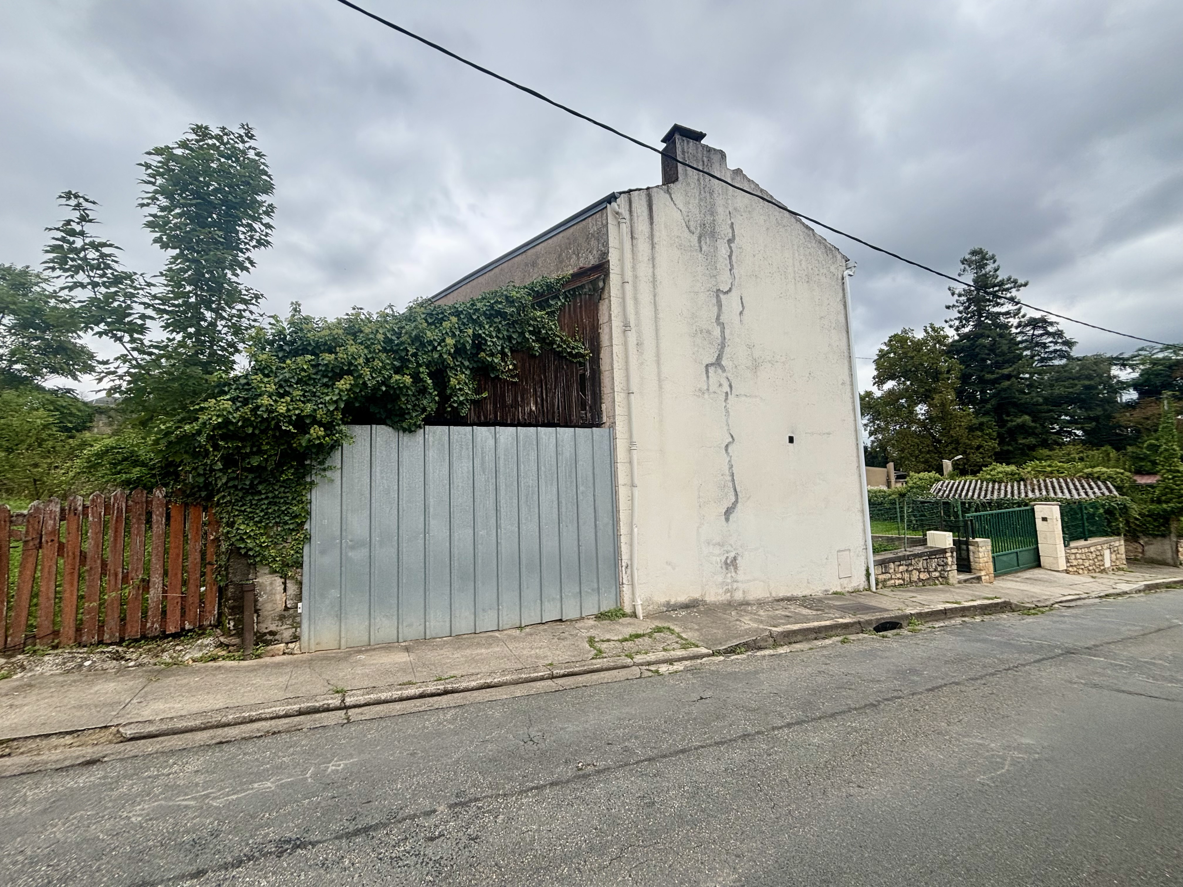 2 Bed, 1 Bath, HouseFor Sale, Fumel, Lot-et-Garonne, Aquitaine, 47500