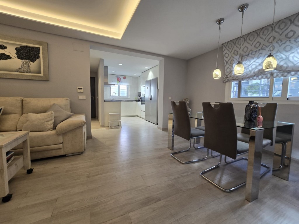 2 Bed, 1 Bath, ApartmentFor Sale, La Cala de Mijas, Malaga