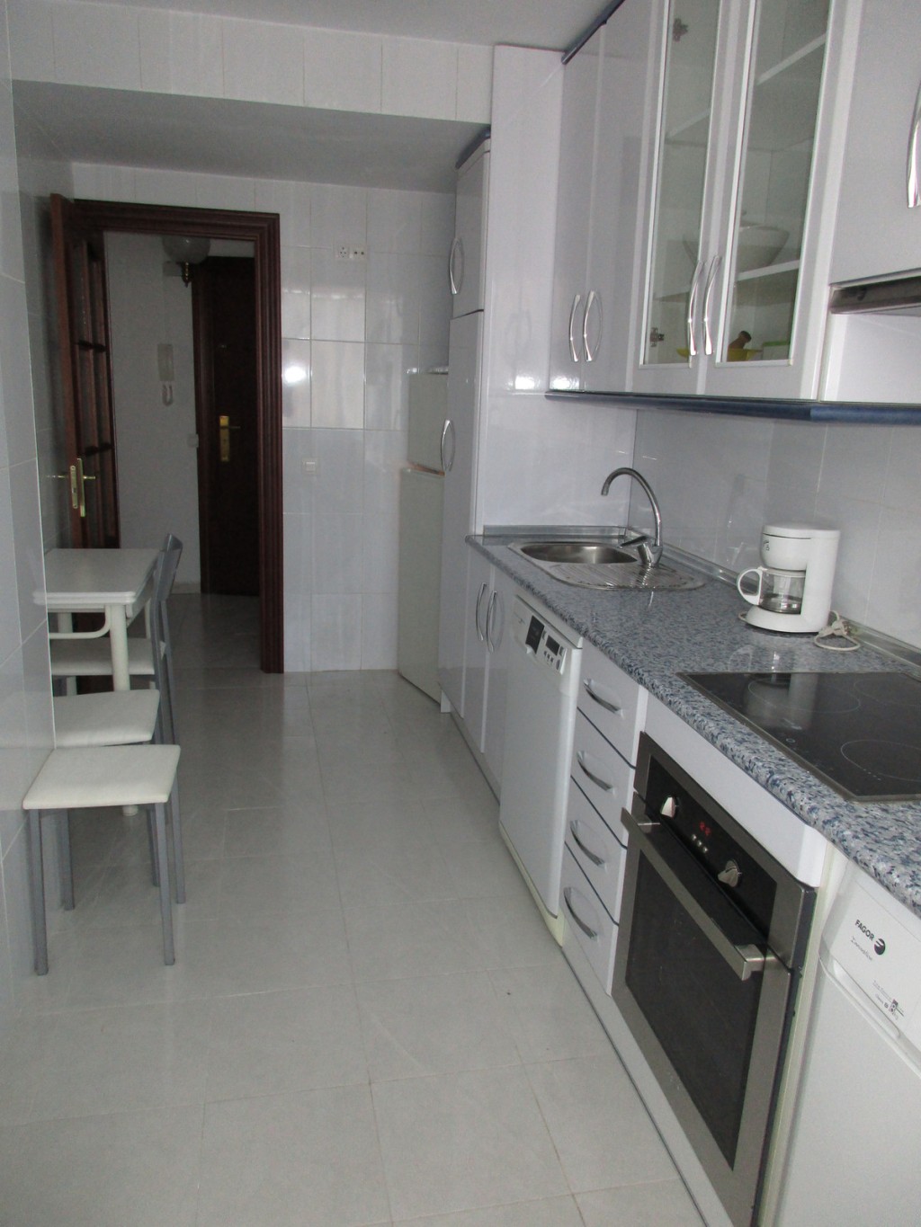 3 Bed, 1 Bath, ApartmentFor Sale, Fuengirola, Malaga