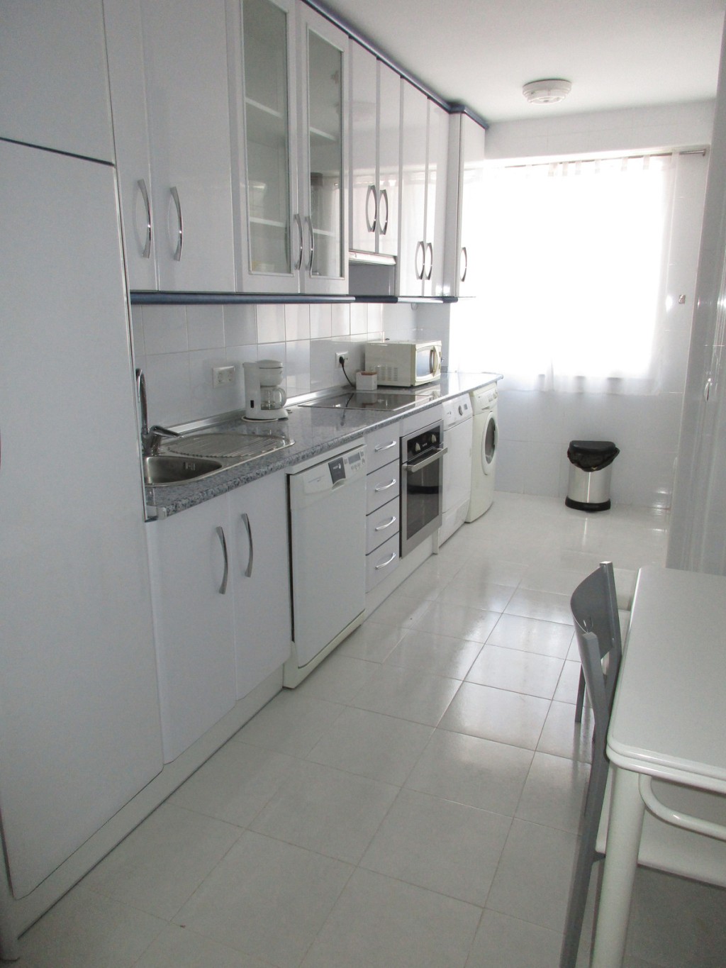 3 Bed, 1 Bath, ApartmentFor Sale, Fuengirola, Malaga