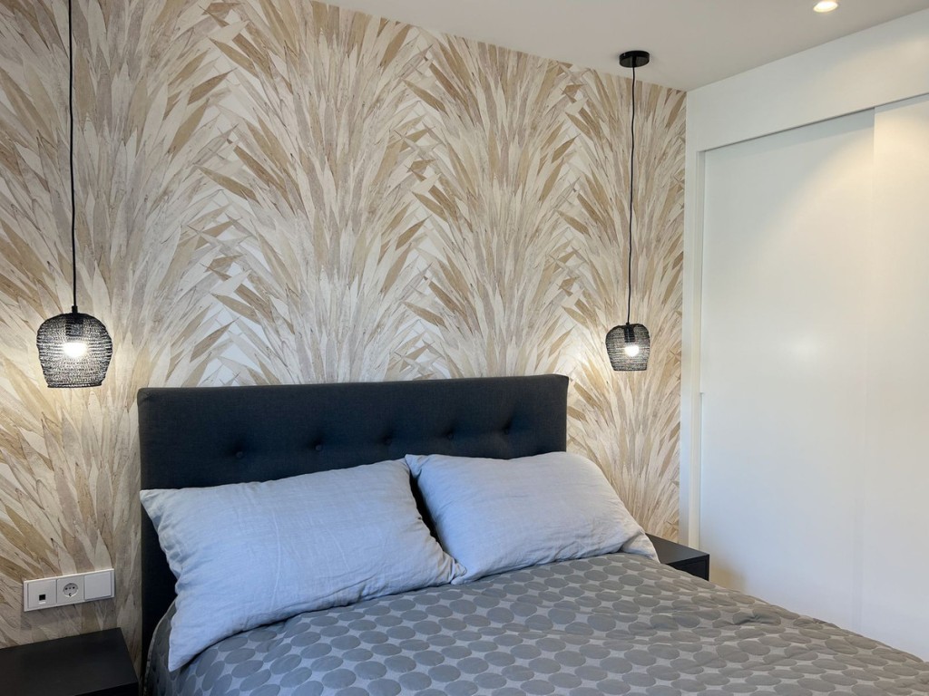 3 Bed, 2 Bath, ApartmentFor Sale, Fuengirola, Malaga