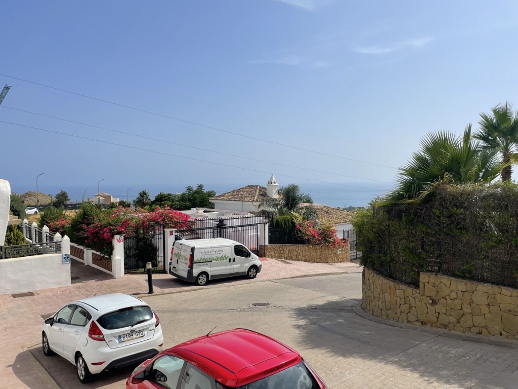 2 Bed, 2 Bath, ApartmentFor Sale, Benalmadena, Malaga