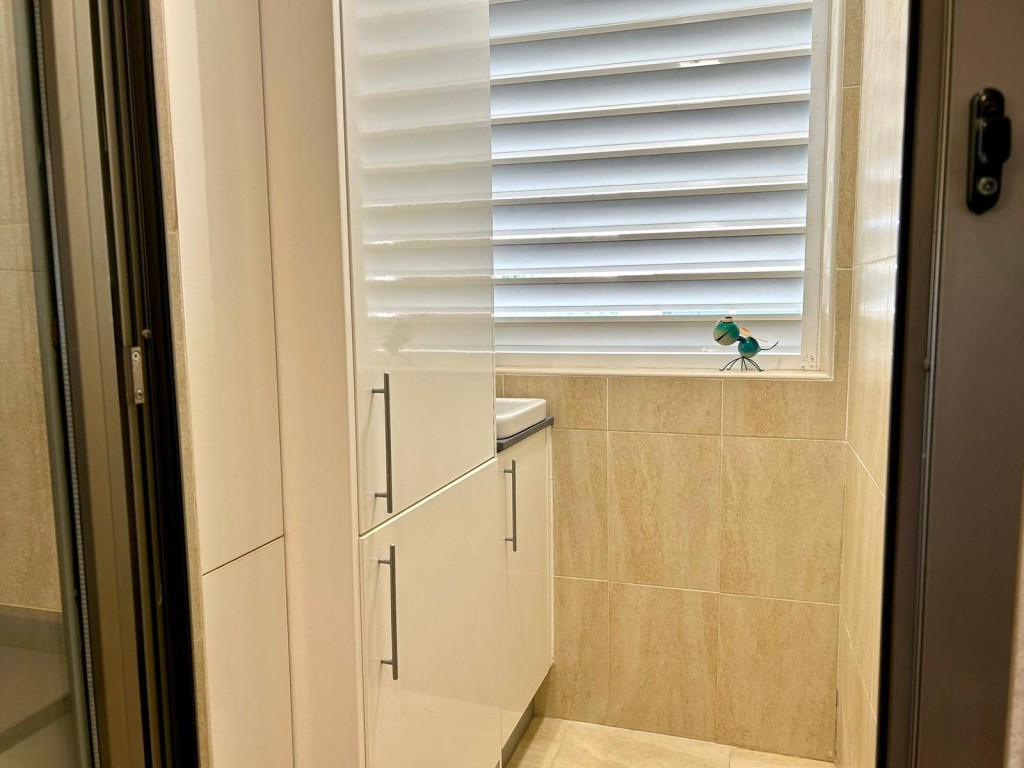 3 Bed, 2 Bath, ApartmentFor Sale, La Cala de Mijas, Malaga