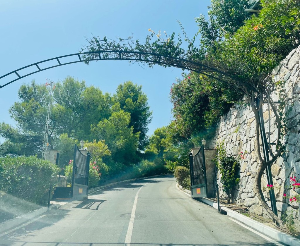 2 Bed, 2 Bath, ApartmentFor Sale, Benahavis, Malaga