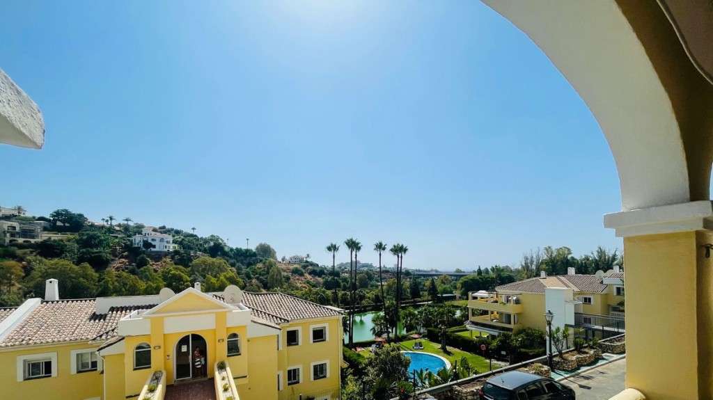 2 Bed, 2 Bath, ApartmentFor Sale, Benahavis, Malaga