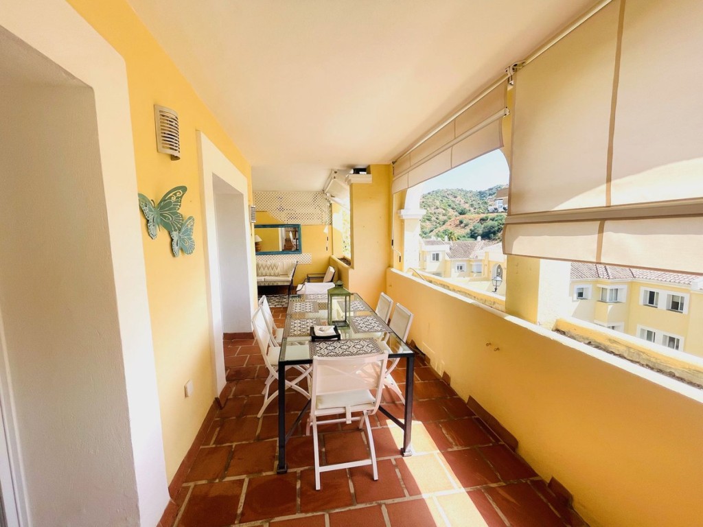 2 Bed, 2 Bath, ApartmentFor Sale, Benahavis, Malaga