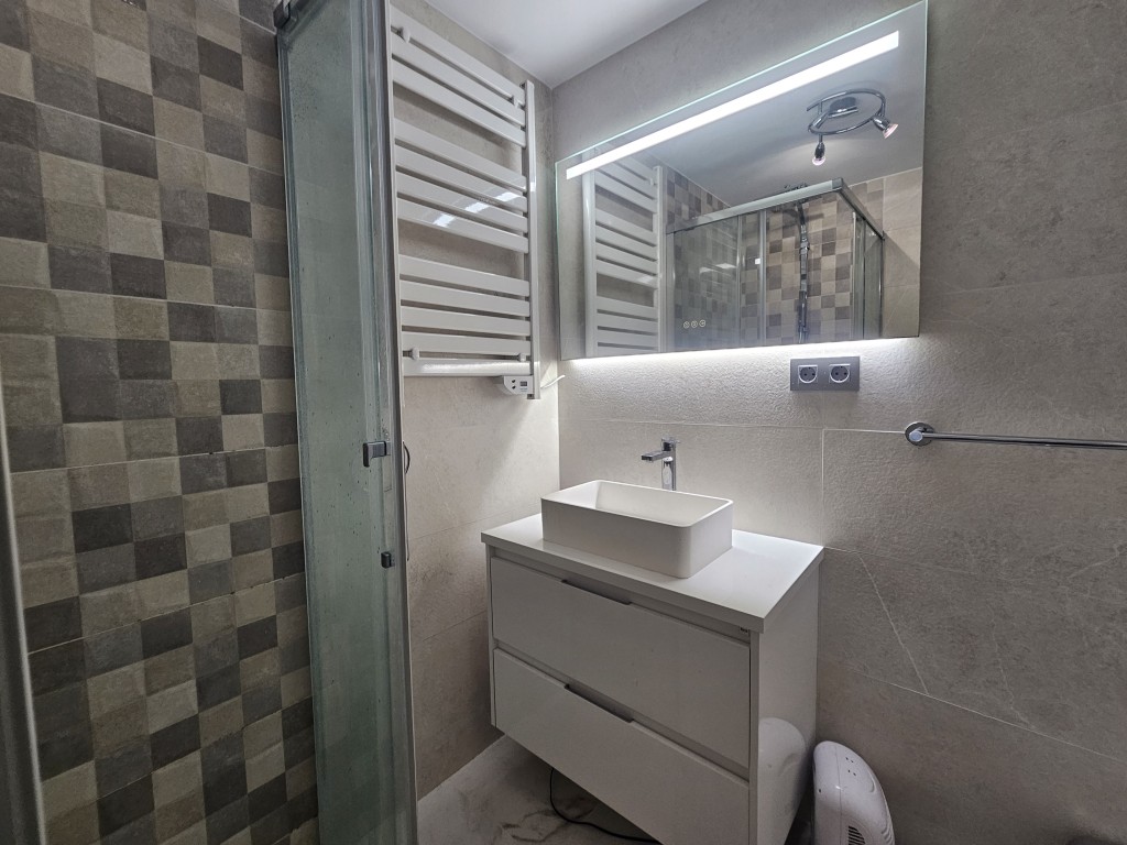 4 Bed, 3 Bath, HouseFor Sale, Riviera, Malaga