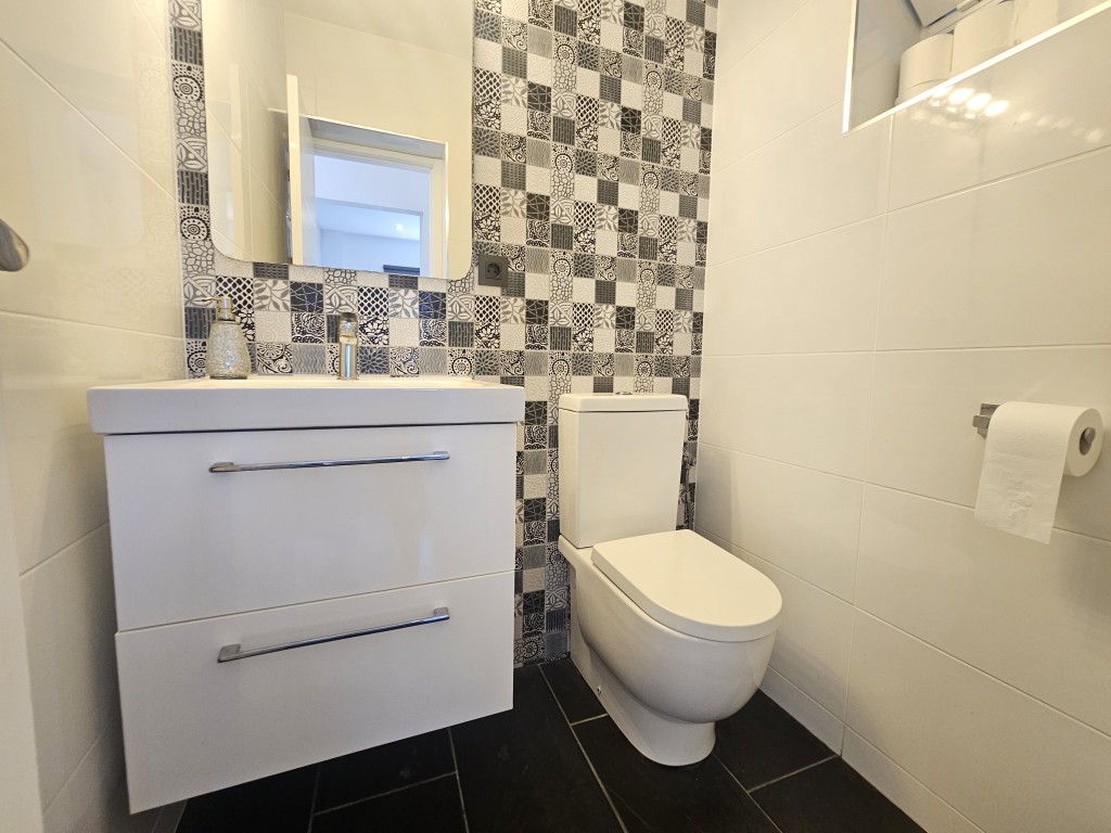 4 Bed, 3 Bath, HouseFor Sale, Riviera, Malaga