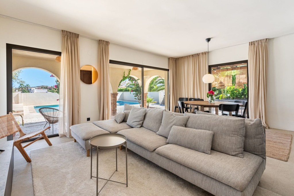 3 Bed, 2 Bath, HouseFor Sale, Mijas Costa, Malaga