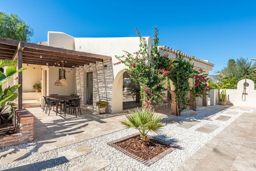 3 Bed, 2 Bath, HouseFor Sale, Mijas Costa, Malaga