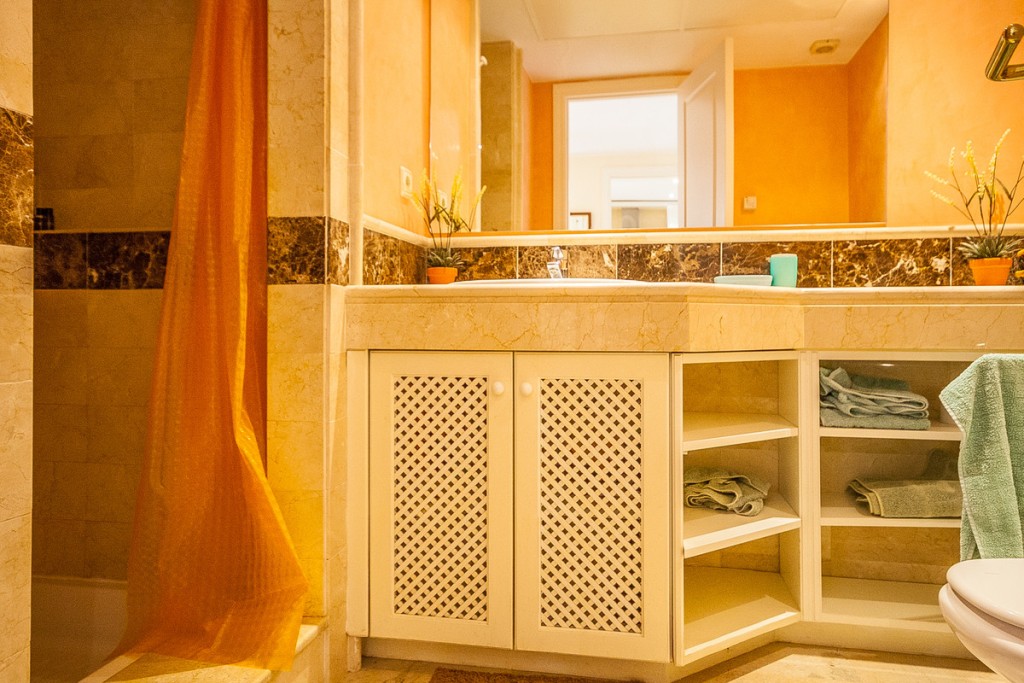 2 Bed, 2 Bath, ApartmentFor Sale, Elviria, Malaga