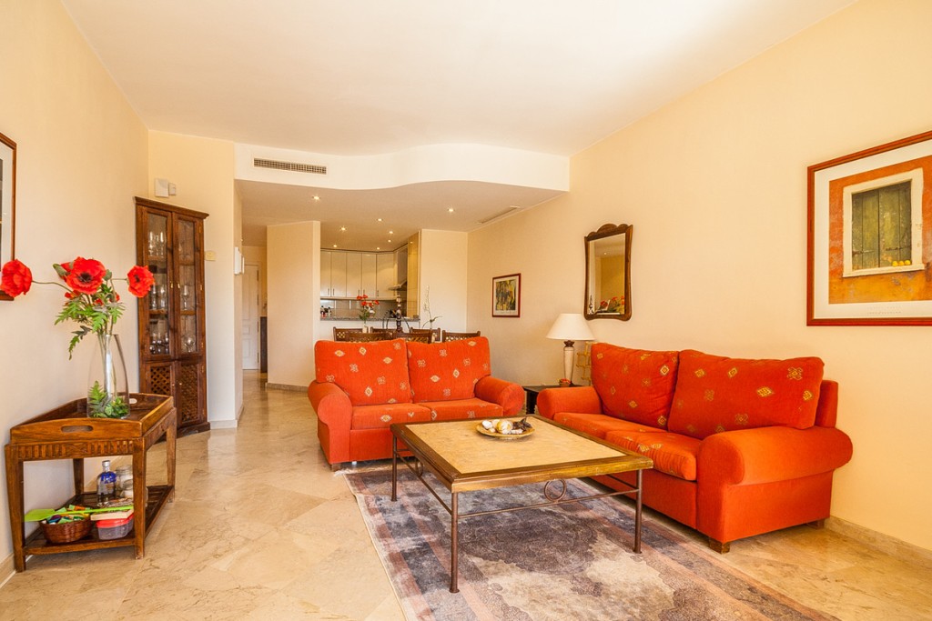2 Bed, 2 Bath, ApartmentFor Sale, Elviria, Malaga