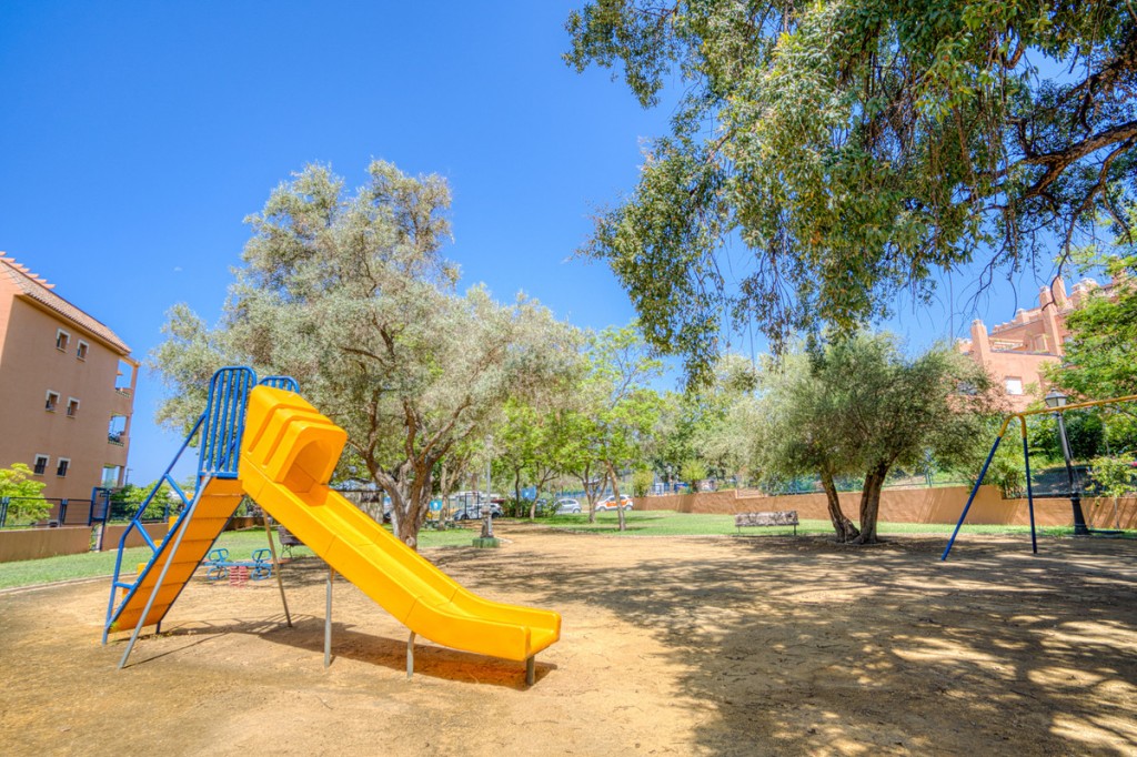 2 Bed, 2 Bath, ApartmentFor Sale, Marbella, Malaga