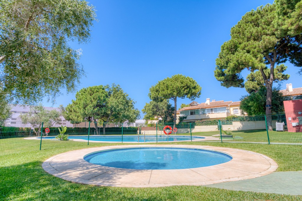 2 Bed, 2 Bath, ApartmentFor Sale, Marbella, Malaga