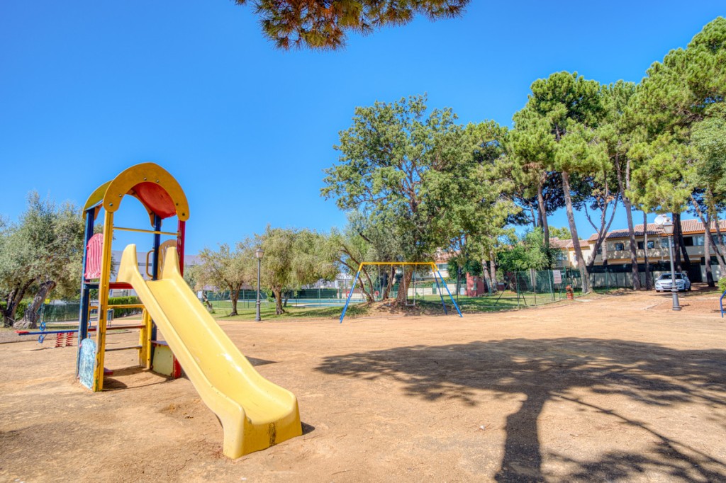 2 Bed, 2 Bath, ApartmentFor Sale, Marbella, Malaga