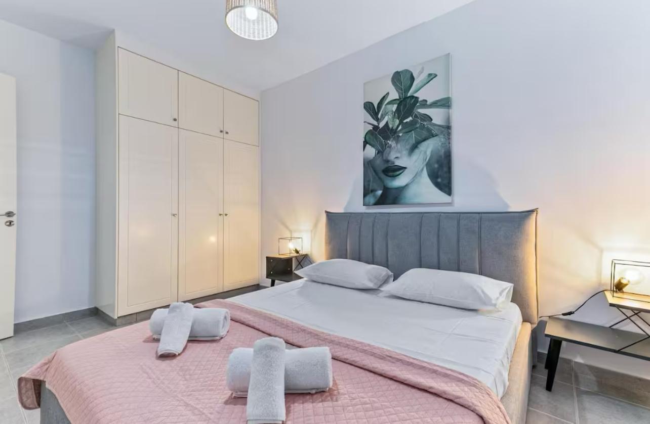 3 Bed, 2 Bath, ApartmentFor Sale, Paphos, Paphos