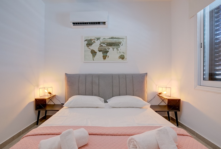 3 Bed, 2 Bath, ApartmentFor Sale, Paphos, Paphos