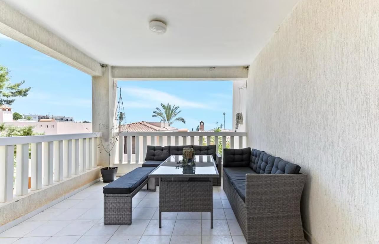 3 Bed, 2 Bath, ApartmentFor Sale, Paphos, Paphos