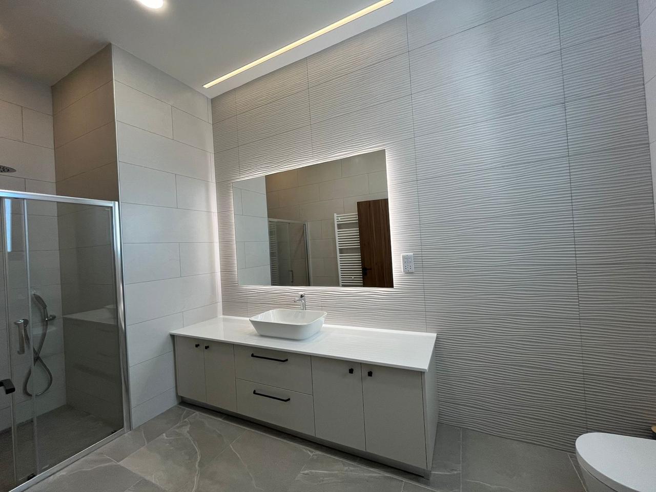 4 Bed, 4 Bath, HouseFor Sale, Paphos, Paphos