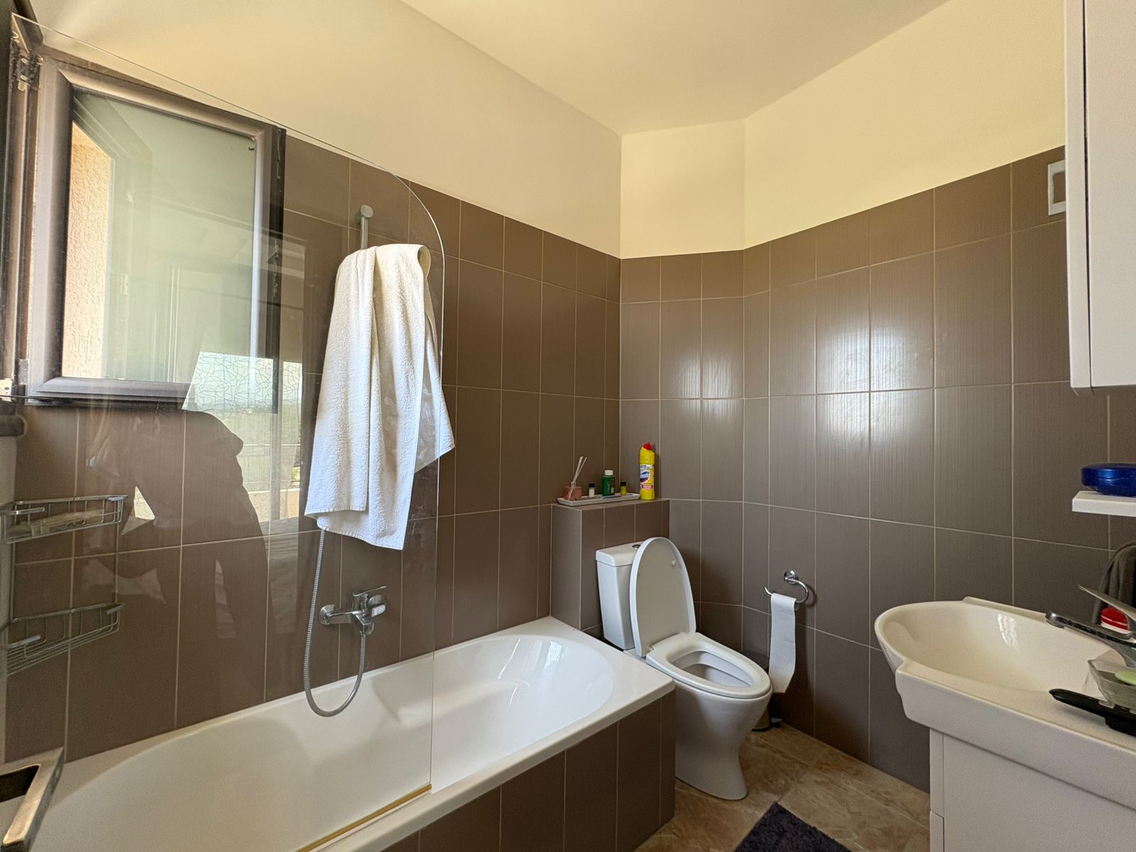 3 Bed, 2 Bath, HouseFor Sale, Paphos, Paphos 3 Bed, 2 Bath, HouseFor Sale, Paphos, Paphos