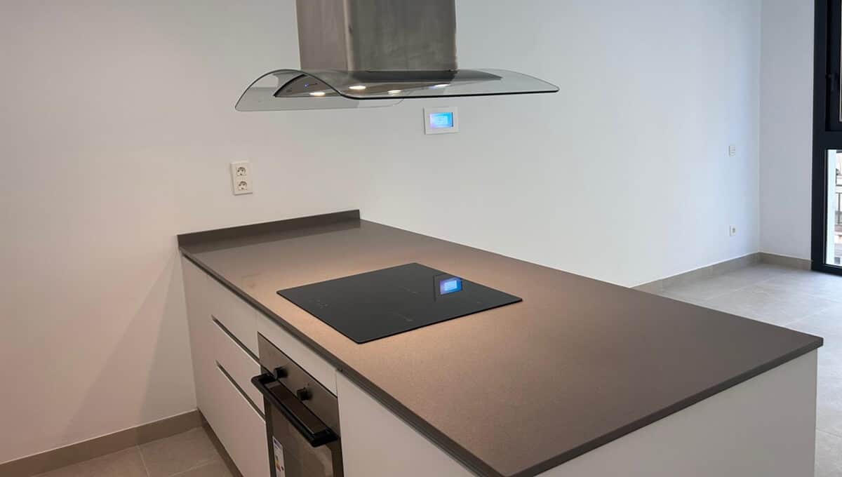 1 Bed, 1 Bath, ApartmentFor Sale, Estepona, Malaga