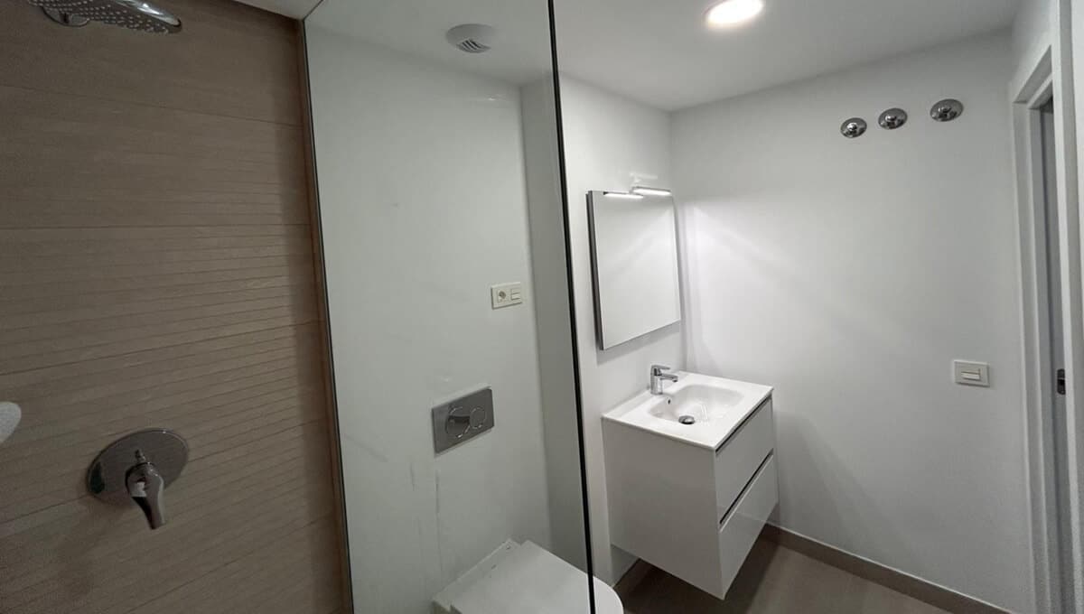 1 Bed, 1 Bath, ApartmentFor Sale, Estepona, Malaga