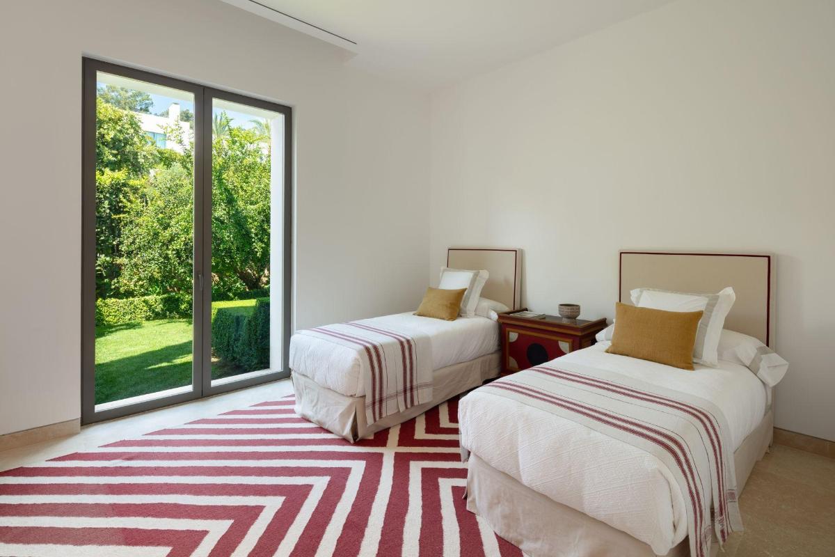 6 Bed, 6 Bath, HouseFor Sale, Casares, Costa del Sol