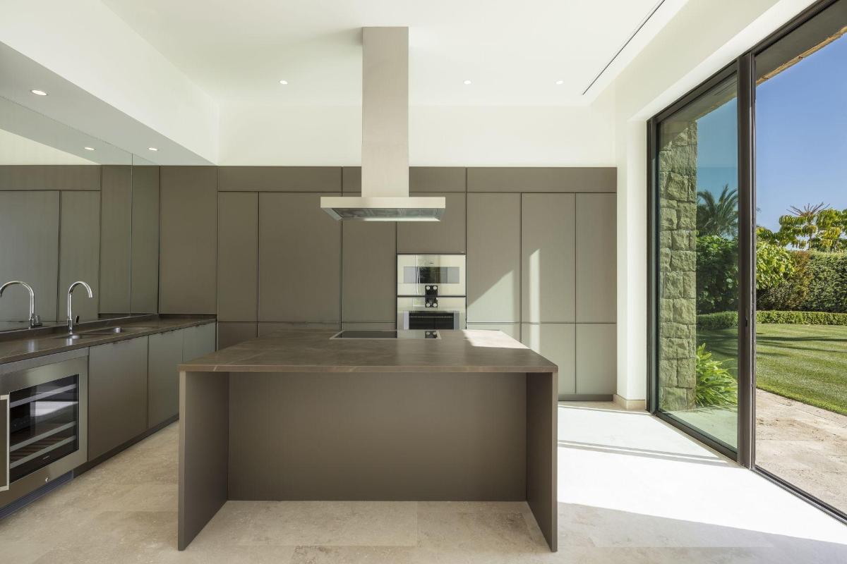 5 Bed, 5 Bath, HouseFor Sale, Casares, Costa del Sol