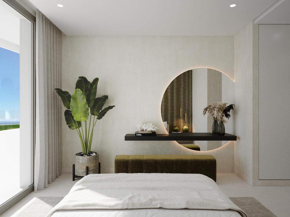 4 Bed, 4 Bath, ApartmentFor Sale, Benahavis, Costa del Sol