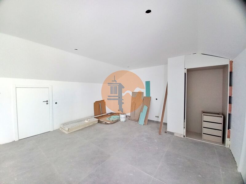 2 Bed, 2 Bath, ApartmentFor Sale, Loulé, Faro