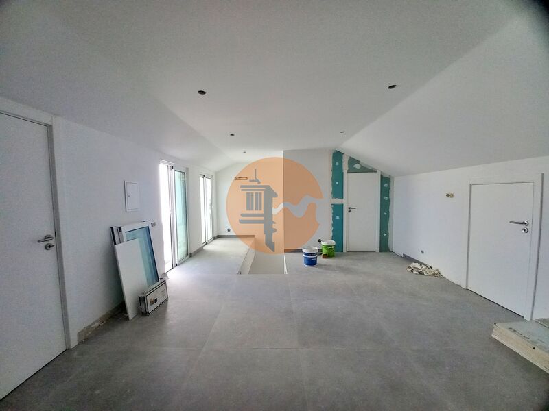 2 Bed, 2 Bath, ApartmentFor Sale, Loulé, Faro