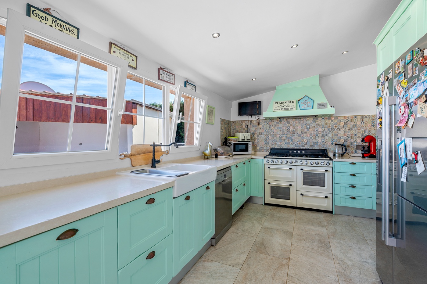 6 Bed, 3 Bath, HouseFor Sale, Almoradi, Alicante