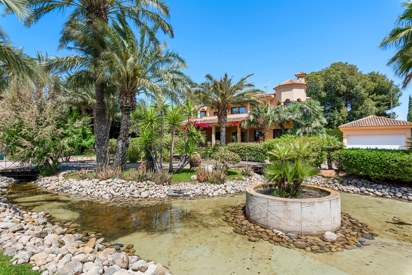 5 Bed, 4 Bath, HouseFor Sale, Elche/elx, Alicante