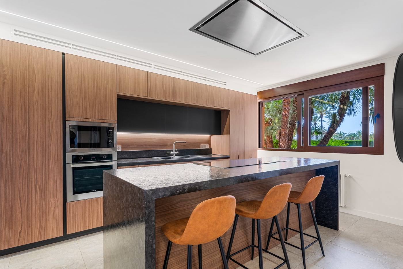 5 Bed, 4 Bath, HouseFor Sale, Elche/elx, Alicante