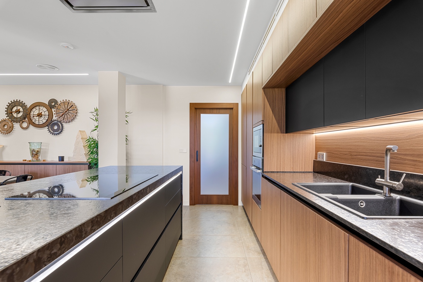 5 Bed, 4 Bath, HouseFor Sale, Elche/elx, Alicante