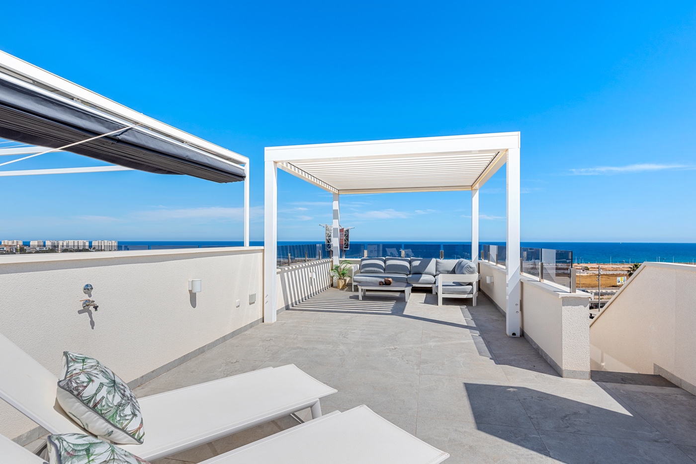 3 Bed, 2 Bath, ApartmentFor Sale, Orihuela Costa, Alicante