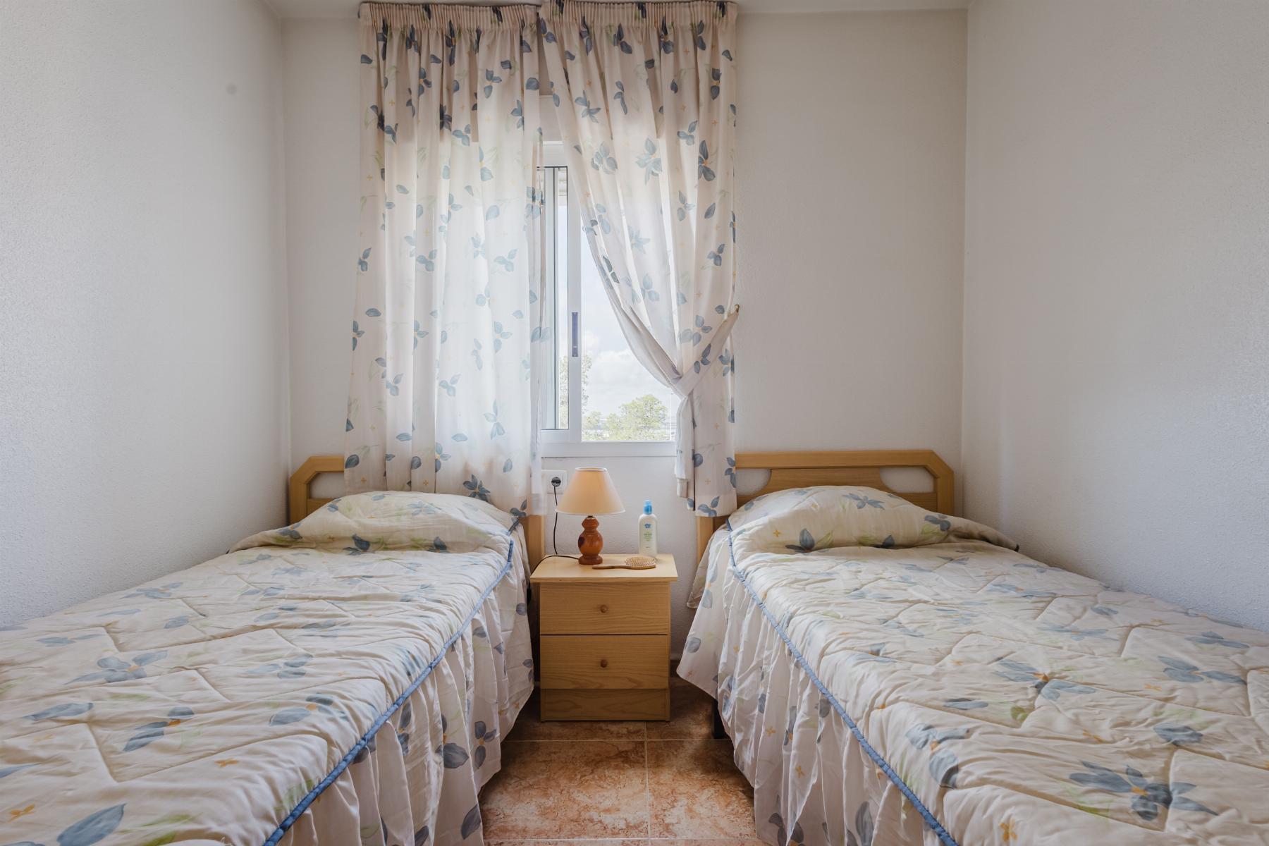 3 Bed, 2 Bath, ApartmentFor Sale, Torrevieja, Alicante