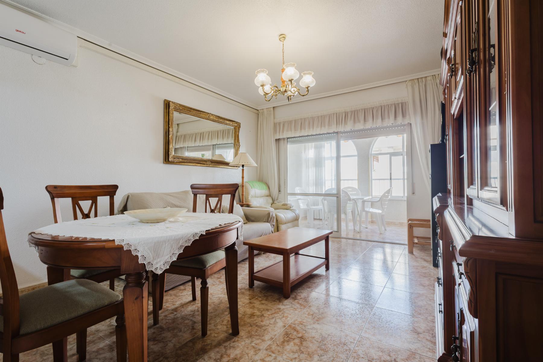 2 Bed, 1 Bath, ApartmentFor Sale, Torrevieja, Alicante