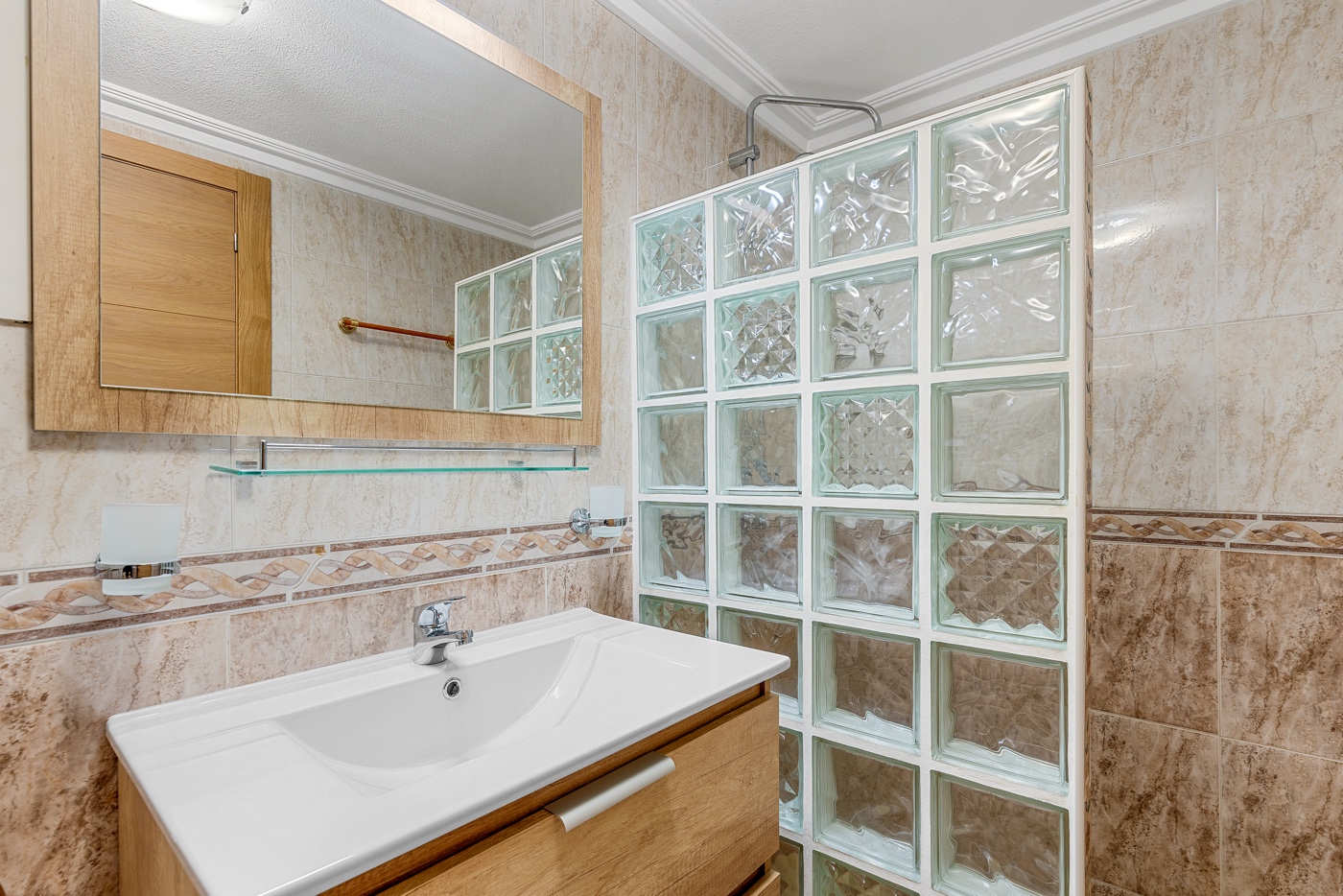 4 Bed, 3 Bath, HouseFor Sale, Torrevieja, Alicante