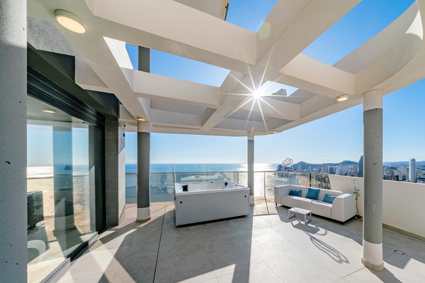 3 Bed, 2 Bath, ApartmentFor Sale, Benidorm, Alicante