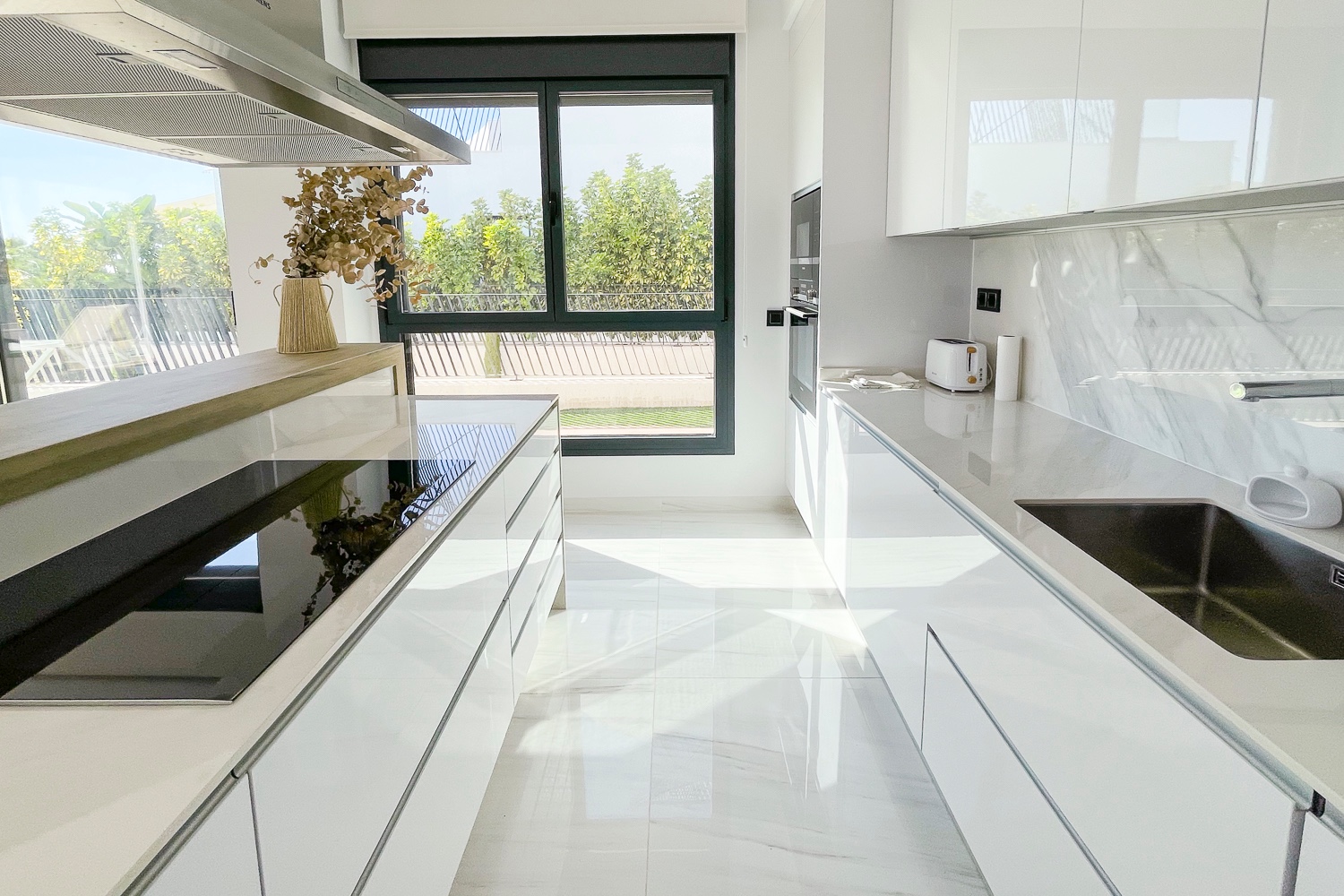 3 Bed, 3 Bath, ApartmentFor Sale, Villajoyosa, Alicante