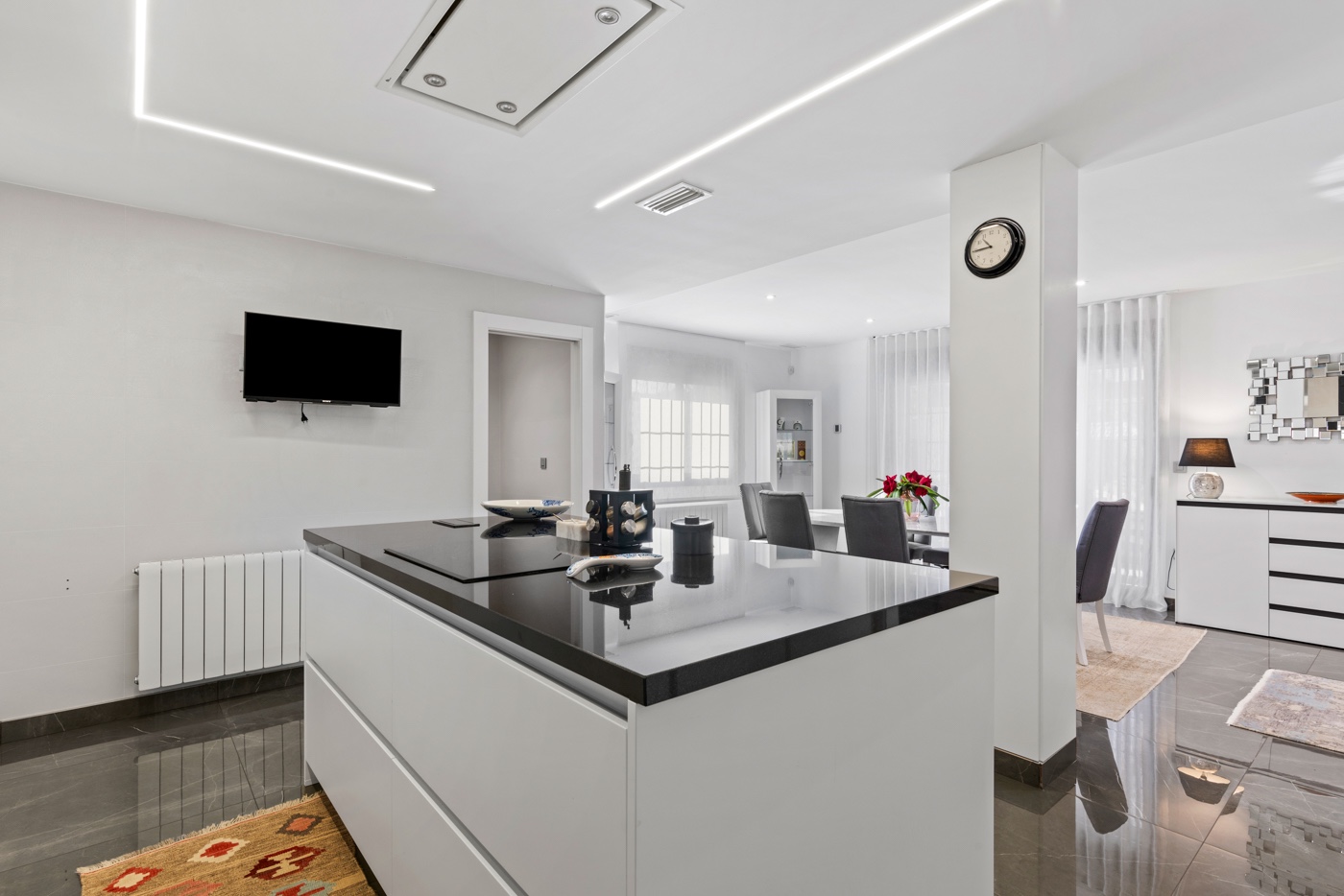 5 Bed, 3 Bath, HouseFor Sale, San Juan Alicante, Alicante