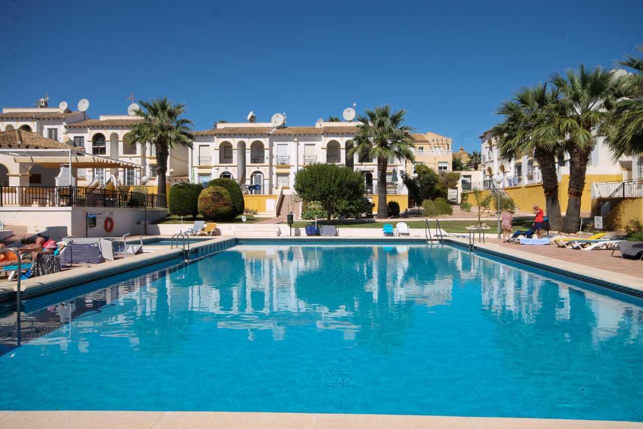 1 Bed, 1 Bath, ApartmentFor Sale, Villamartin, Alicante